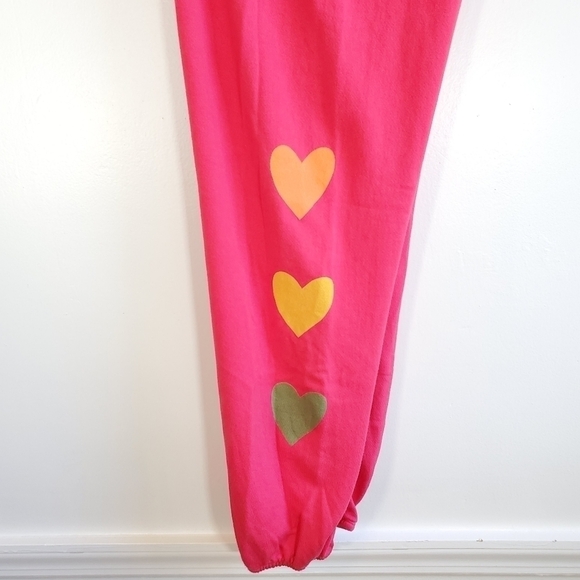 New Sundry Red Signature Heart Graphics Jogger Sweatpants NWT Size 1/Small - Picture 6 of 10